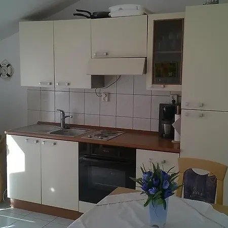 Apartment Haus Lili Jezera